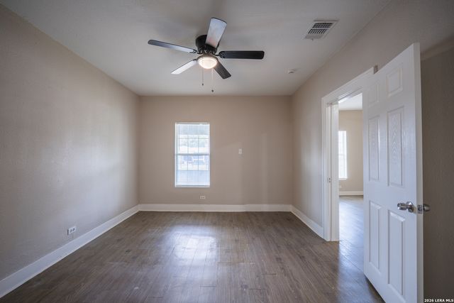 1731 HAYS ST, San Antonio, TX 78202
