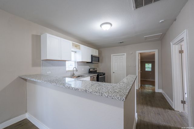 1731 HAYS ST, San Antonio, TX 78202