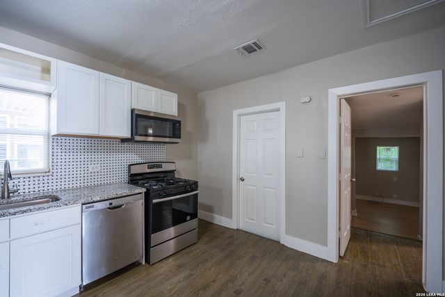 1731 HAYS ST, San Antonio, TX 78202