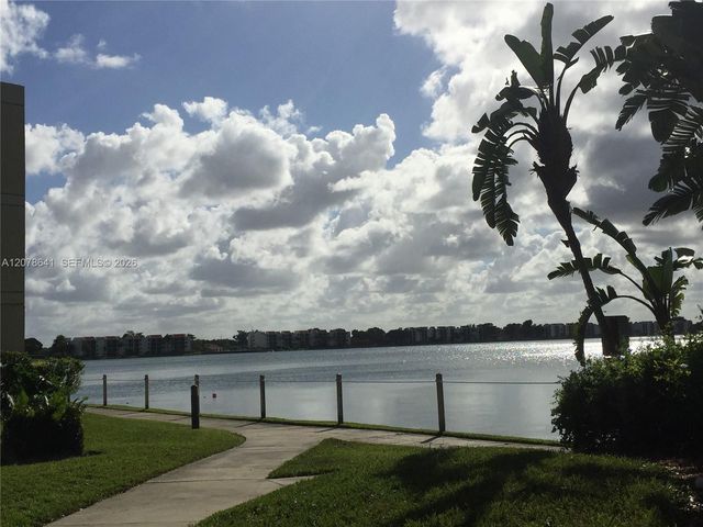110 Lake Emerald Drive 403, Oakland Park, FL 33309