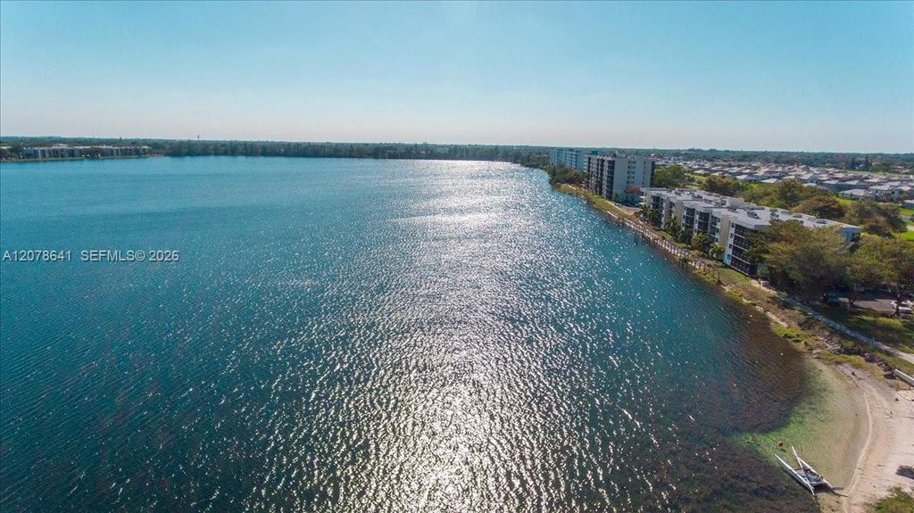 110 Lake Emerald Drive 403, Oakland Park, FL 33309