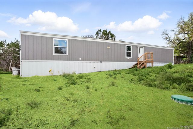 938 Covered Wagon, Spring Branch, TX 78070