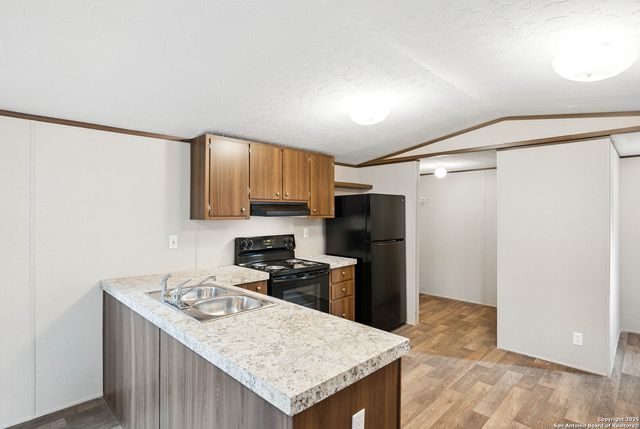 938 Covered Wagon, Spring Branch, TX 78070