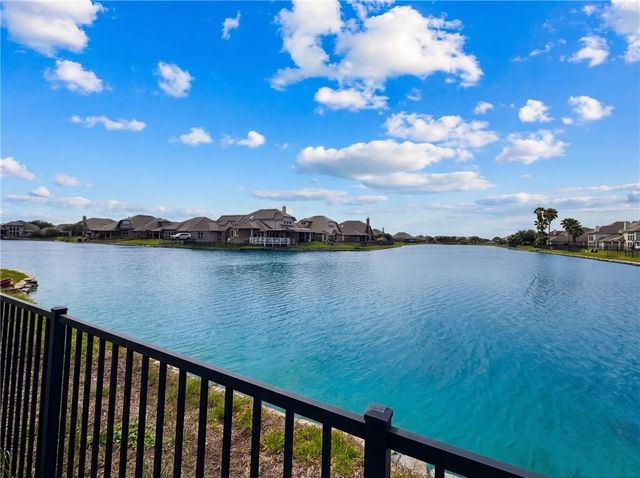 7609 Freds Folly Dr, Corpus Christi, TX 78414