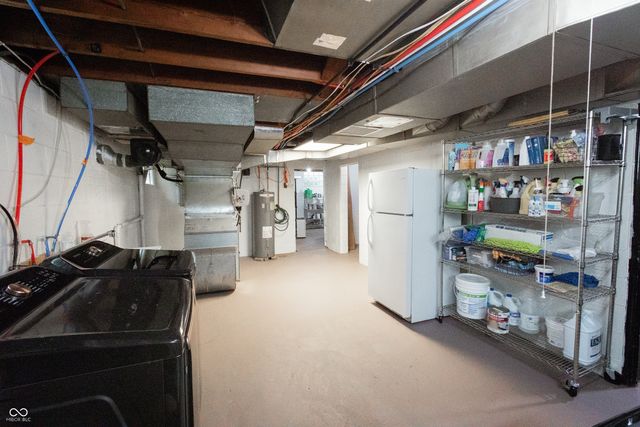 5916 E Pleasant Run Parkway North Drive, Indianapolis, IN 46219