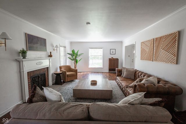 5916 E Pleasant Run Parkway North Drive, Indianapolis, IN 46219