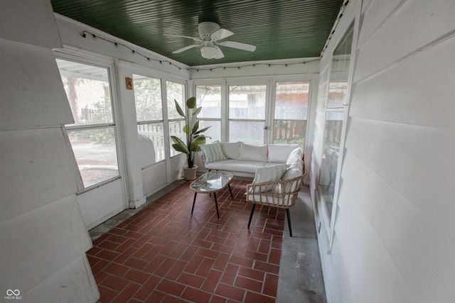 5916 E Pleasant Run Parkway North Drive, Indianapolis, IN 46219