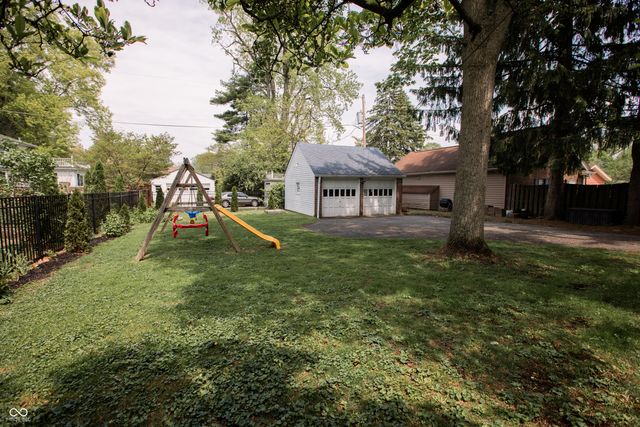 5916 E Pleasant Run Parkway North Drive, Indianapolis, IN 46219