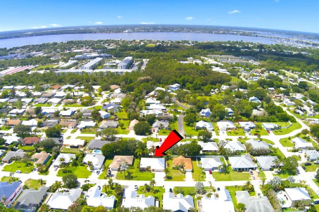 426 NE Vanda Terrado, Jensen Beach, FL 34957