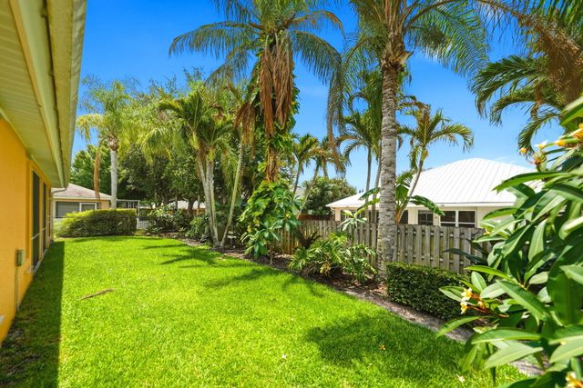 426 NE Vanda Terrado, Jensen Beach, FL 34957