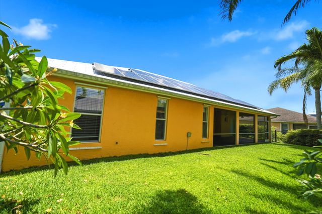 426 NE Vanda Terrado, Jensen Beach, FL 34957