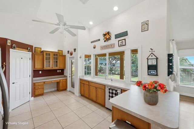 426 NE Vanda Terrado, Jensen Beach, FL 34957