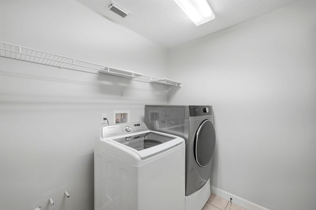 426 NE Vanda Terrado, Jensen Beach, FL 34957