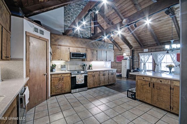 407 Warwick Road, Clinton, MS 39056