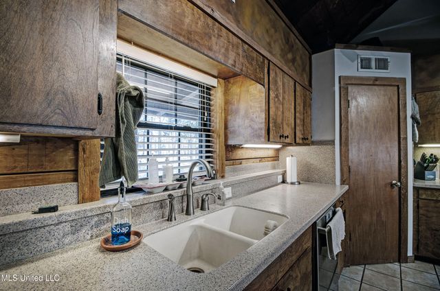 407 Warwick Road, Clinton, MS 39056