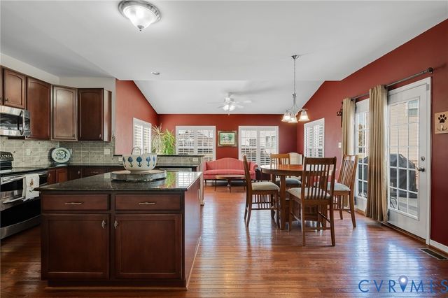 5113 Hungary Branch Ct, Glen Allen, VA 23060