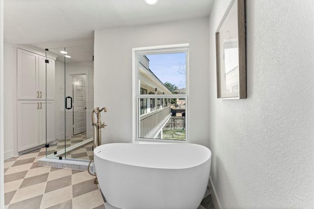 3725 Griggs Road, Houston, TX 77021