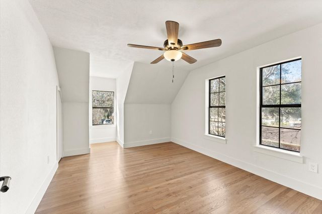 3725 Griggs Road, Houston, TX 77021