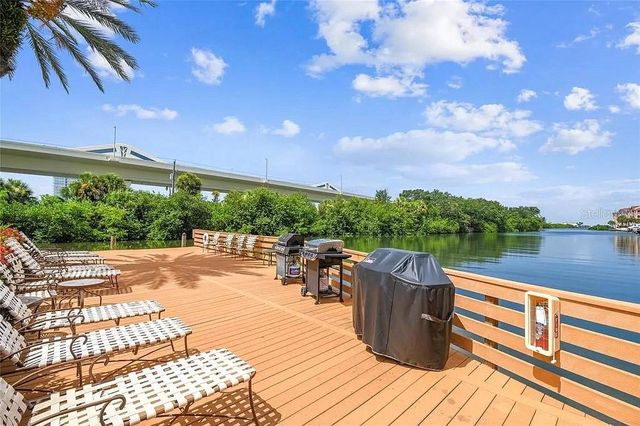 5000 CULBREATH KEY WAY 4203, Tampa, FL 33611