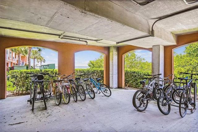 5000 CULBREATH KEY WAY 4203, Tampa, FL 33611