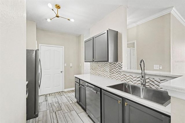 5000 CULBREATH KEY WAY 4203, Tampa, FL 33611