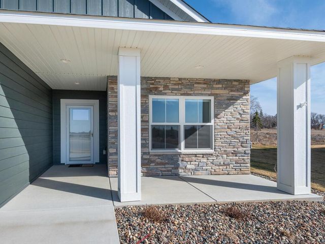 17823 Hamburg Avenue, Lakeville, MN 55044