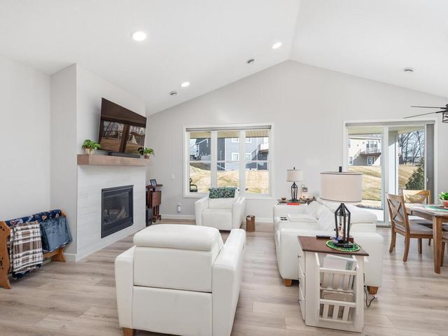 17823 Hamburg Avenue, Lakeville, MN 55044