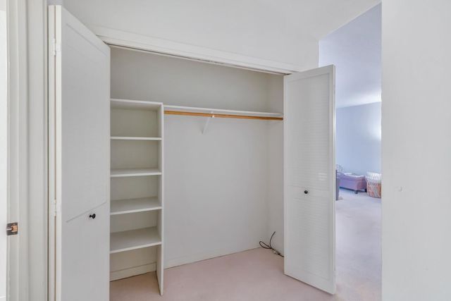 295 Lenox Avenue 203, Oakland, CA 94610