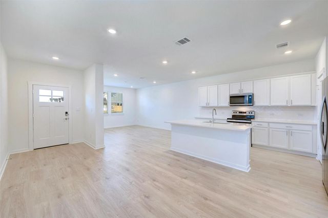 2301 Wallin Bradley DR, Round Rock, TX 78665