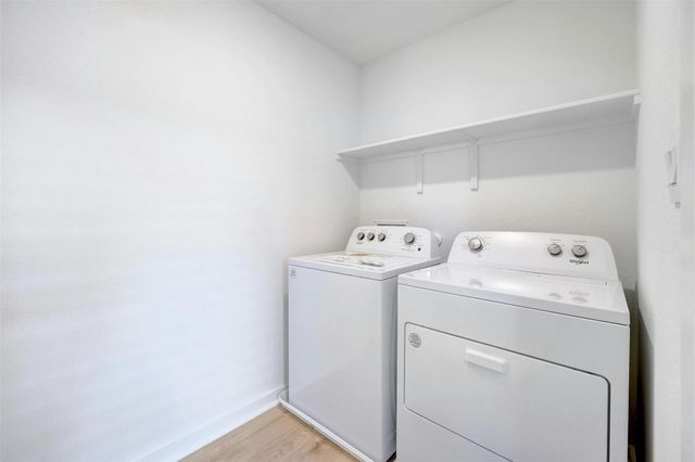 2301 Wallin Bradley DR, Round Rock, TX 78665