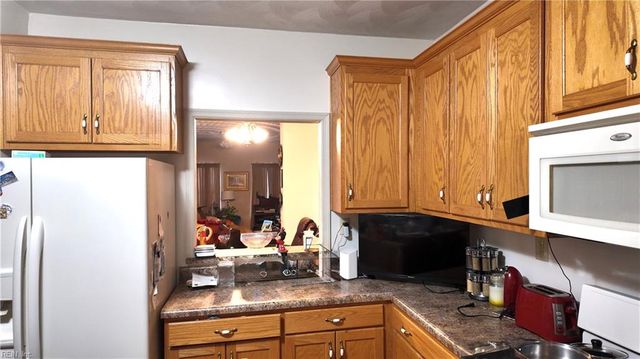 2029 Stonehurst ST, Chesapeake, VA 23324