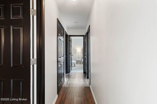 7803 Brownsboro Rd, Louisville, KY 40241