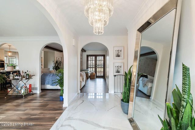 7803 Brownsboro Rd, Louisville, KY 40241