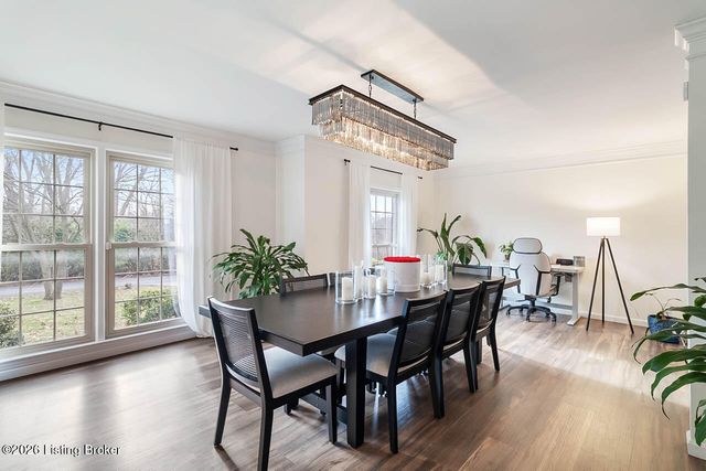 7803 Brownsboro Rd, Louisville, KY 40241