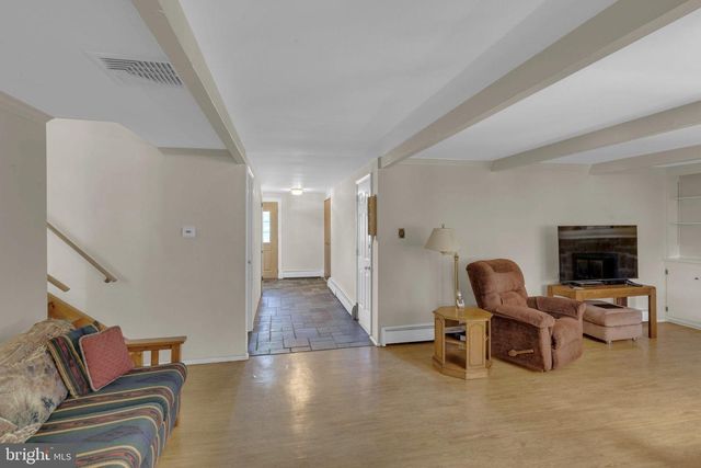 1266 OLD JORDAN RD, Holland, PA 18966