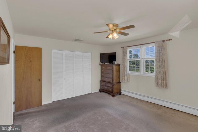 1266 OLD JORDAN RD, Holland, PA 18966