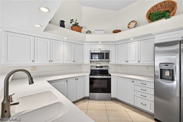 20210 Golden Panther DR 1, Estero, FL 33928