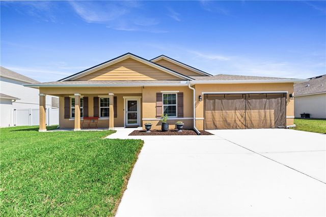 135 Walnut Way, Kingsland, GA 31548