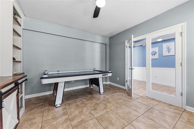 135 Walnut Way, Kingsland, GA 31548