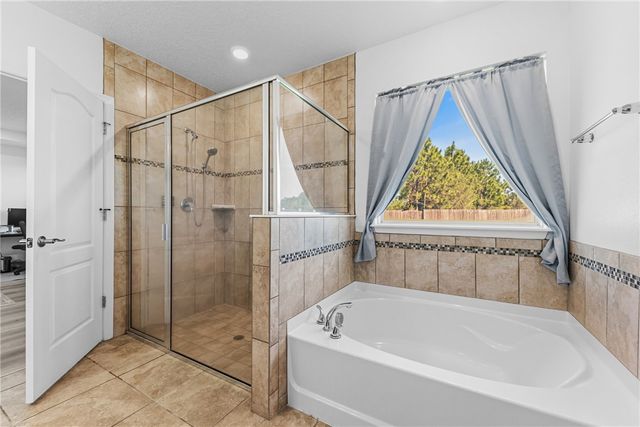 135 Walnut Way, Kingsland, GA 31548