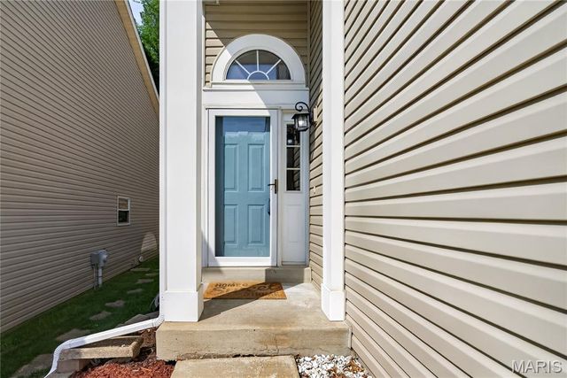 3412 Charleston Place Court, Manchester, MO 63088