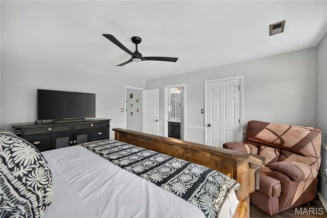 3412 Charleston Place Court, Manchester, MO 63088