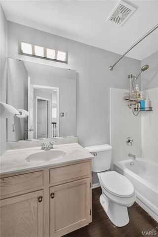3412 Charleston Place Court, Manchester, MO 63088