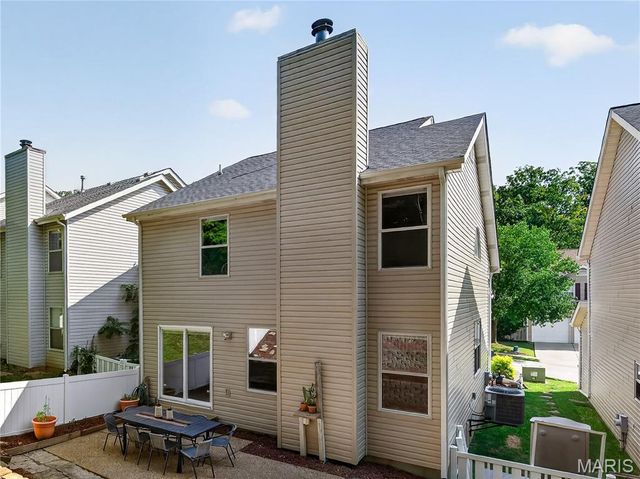 3412 Charleston Place Court, Manchester, MO 63088