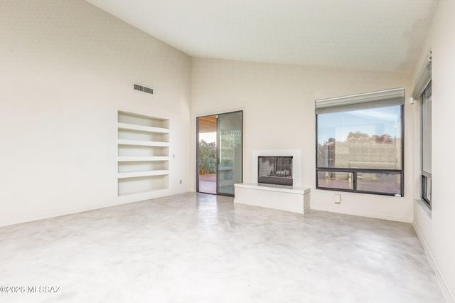 5825 N Misty Ridge Drive, Tucson, AZ 85718