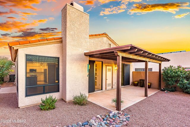 5825 N Misty Ridge Drive, Tucson, AZ 85718