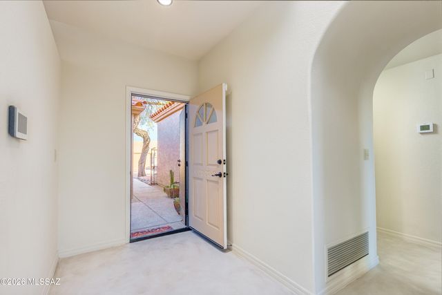 5825 N Misty Ridge Drive, Tucson, AZ 85718