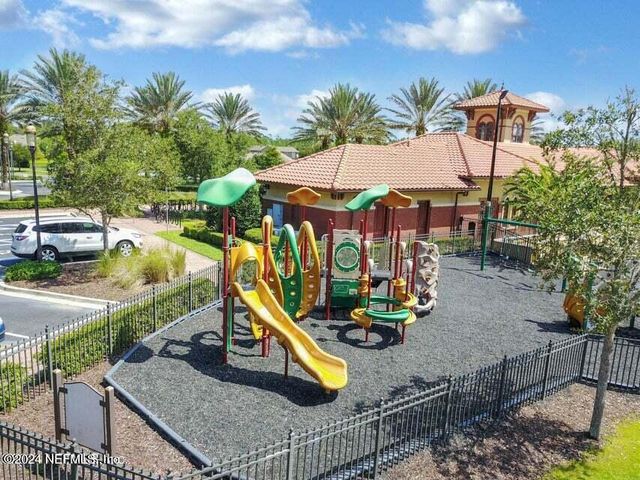 458 SERVIA Drive, St. Johns, FL 32259