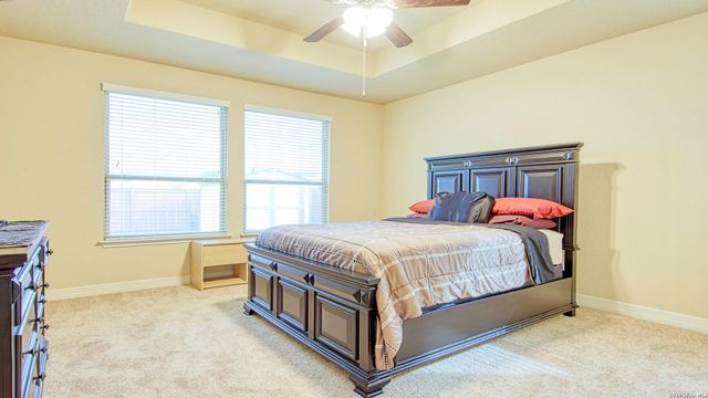 3128 BEACON GLN, Schertz, TX 78108