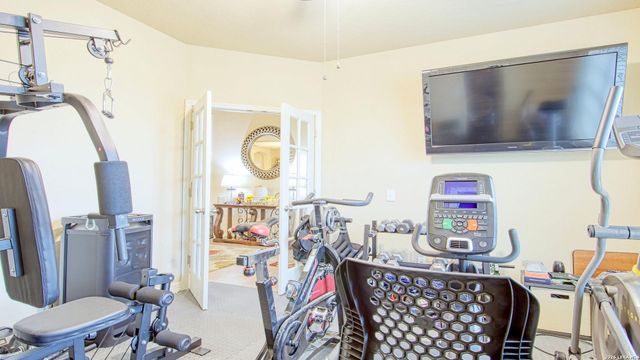 3128 BEACON GLN, Schertz, TX 78108